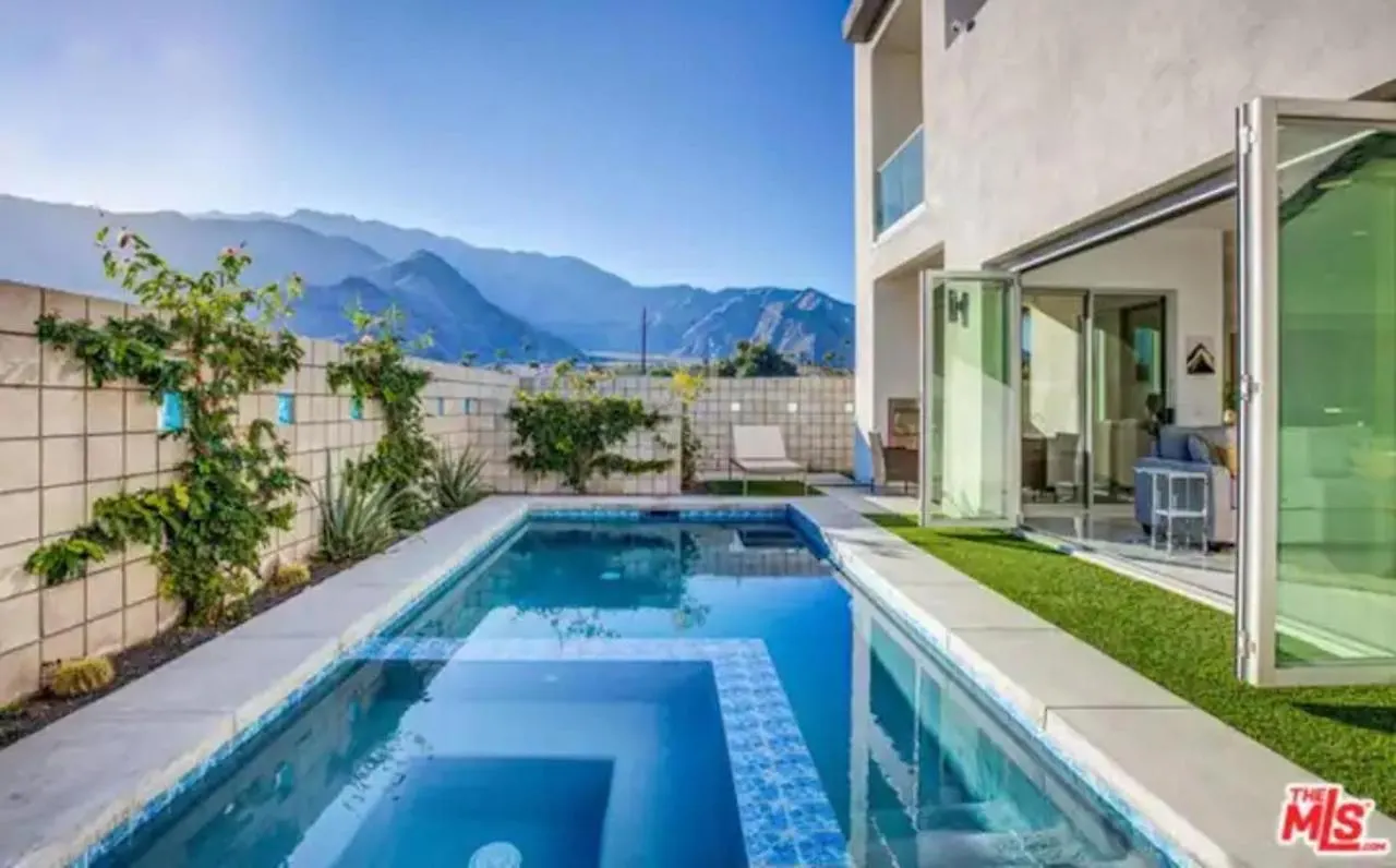 Breathtaking Luxury Villa Architectural Jewel Palm Springs
