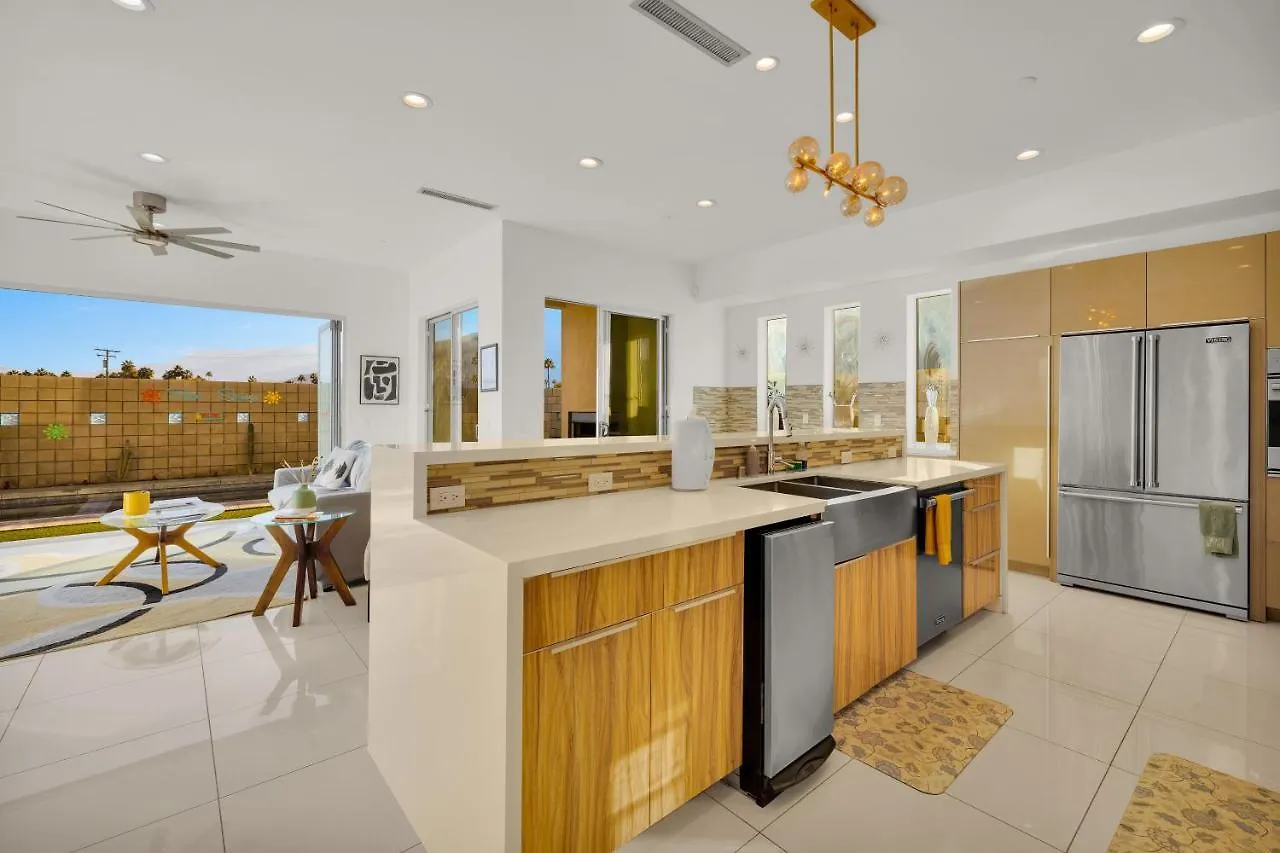 Breathtaking Luxury Villa Architectural Jewel Palm Springs